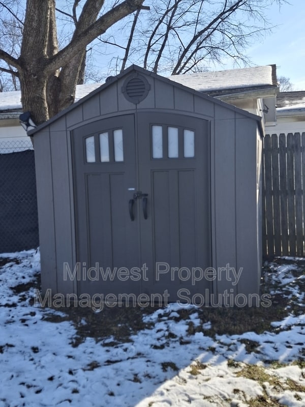 Foto del edificio - 2514 Chase St