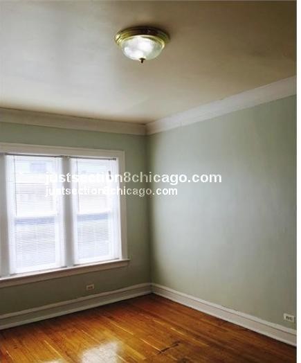 Foto del edificio - 7655 S Hermitage Ave