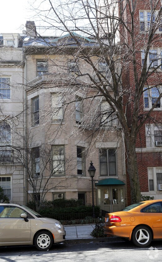 Primary Photo - 1912 R St NW