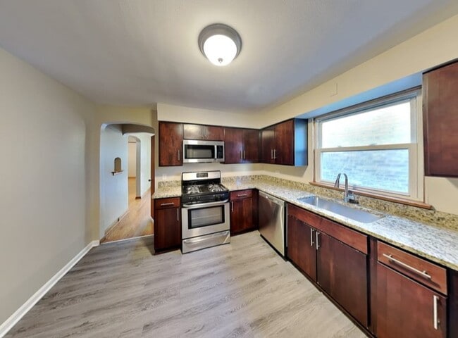 Foto del edificio - 3542 Wesley Ave