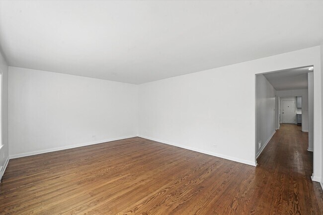 Foto del edificio - 7056 N Rockwell St