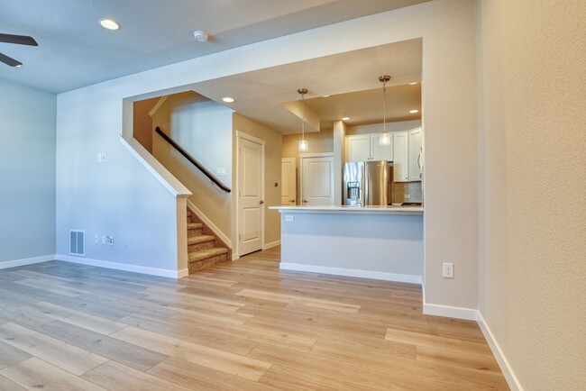 Building Photo - Welcome to this Beautiful Townhouse Locate...