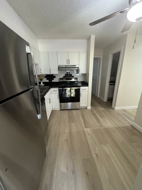 Kitchen - Twin Fountain Apartments
