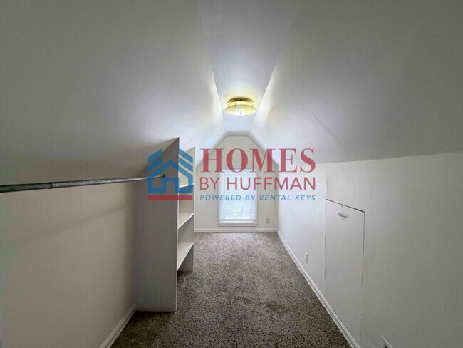 Foto del edificio - 202 E Missouri St