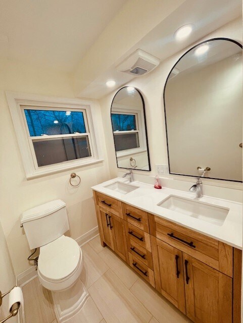 bathroom - 450 Niagara St
