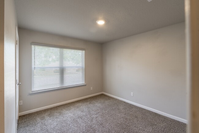 Building Photo - 2551 Arbordale Lp