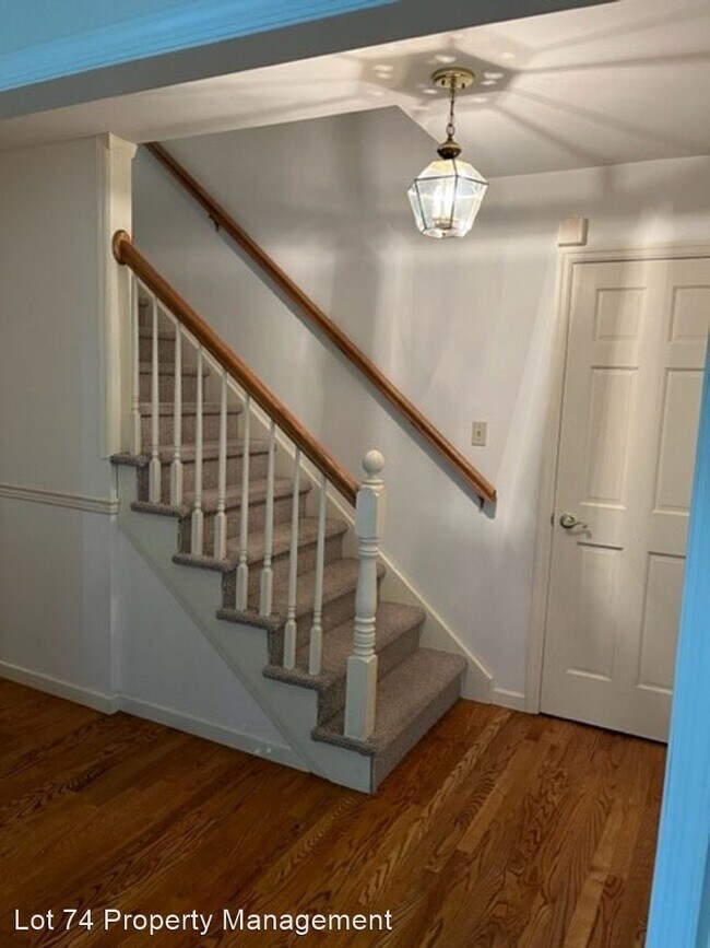 Building Photo - 4 br, 2.5 bath House - 1775 Blossom Hill Road