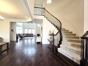 Building Photo - 2900 Zoysia Dr