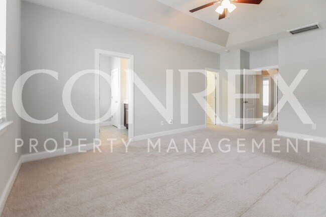 Foto del edificio - 145 Windsor Creek Ct