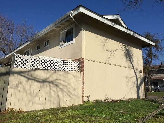 Building Photo - 209 Talisman Dr