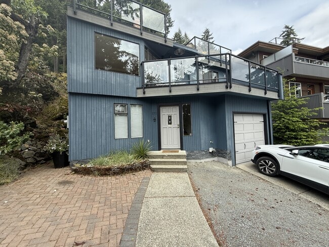 Building Photo - 271 Woodhaven Dr