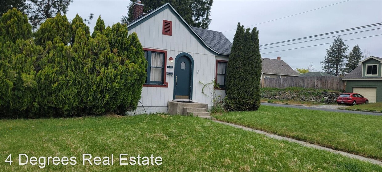 Foto principal - 3 br, 1 bath House - 4127 N Madison St.