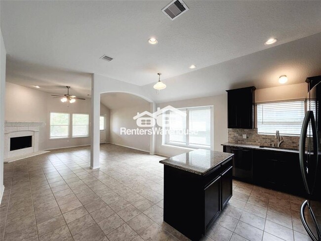 Foto del edificio - 5131 Spring Terrace Ln