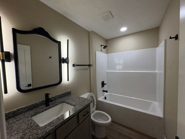 Building Photo - For Rent