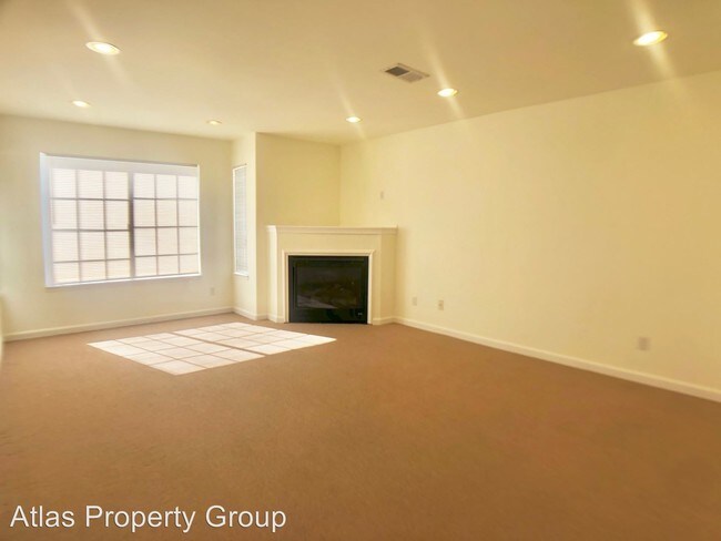 Building Photo - 3 br, 2 bath House - 24 De Montford Ave #A