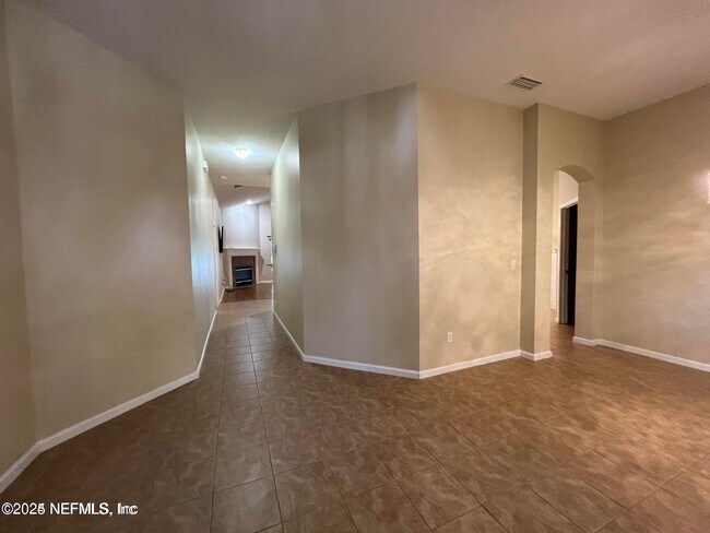 Foto del edificio - 3466 Laurel Leaf Dr