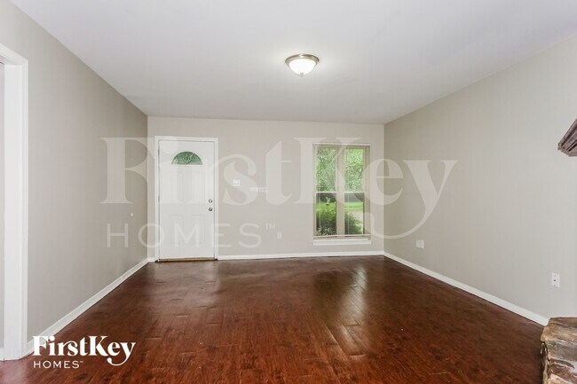 Building Photo - 3037 Leeridge Dr