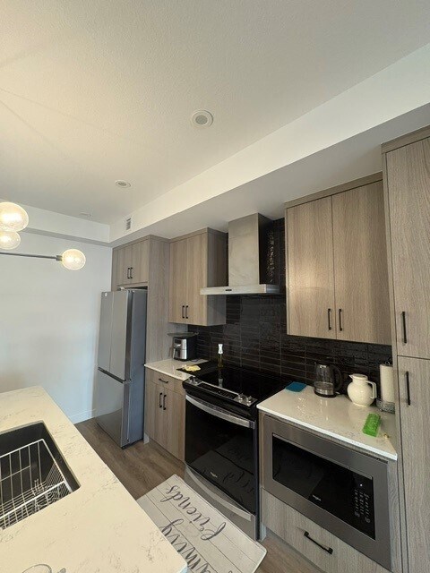 Building Photo - 2 Bed 2 Bath