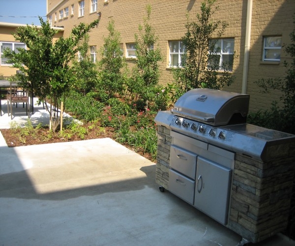 Grill Area - Riverview Apartments