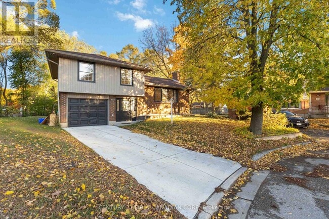 Photo du bâtiment - 388 Fuller Pl