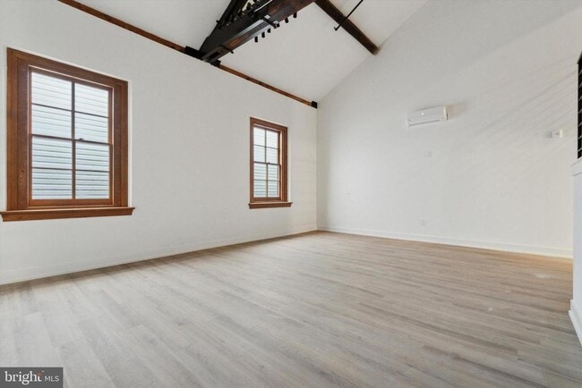 Building Photo - 808 N 3rd St