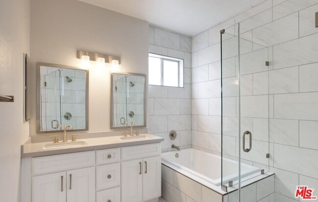 Foto del edificio - 6280 W 3rd St