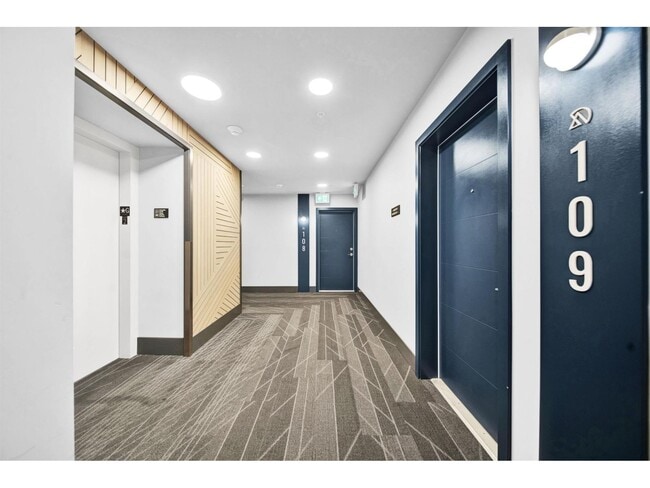 Building Photo - 7936-7206 206 St