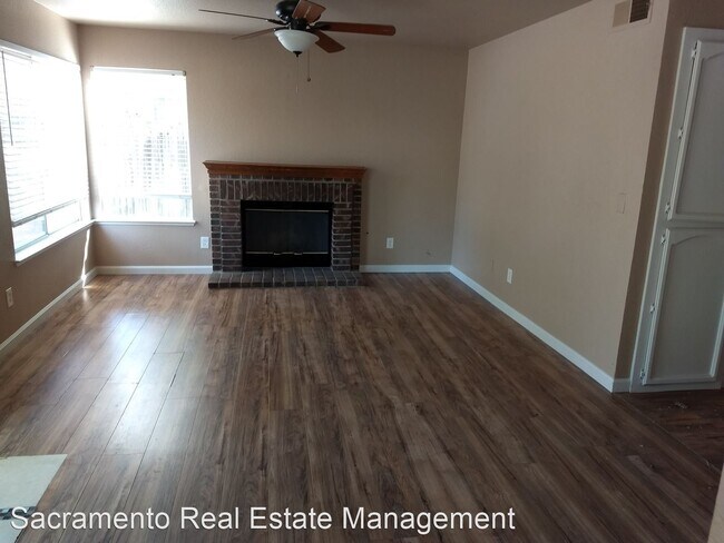Building Photo - 4 br, 3 bath House - 4141 Singing Tree Way