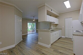 Building Photo - 11540 Villa Grand