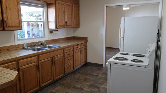 Foto del edificio - 1451 Tedford St SE