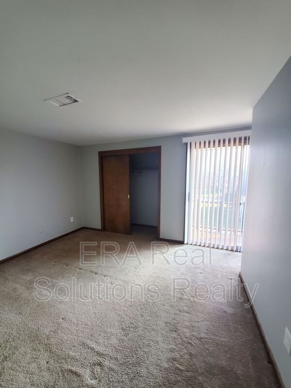 5689 Ironwood Ct Unit C, Columbus, OH 43229 Condo for Rent in