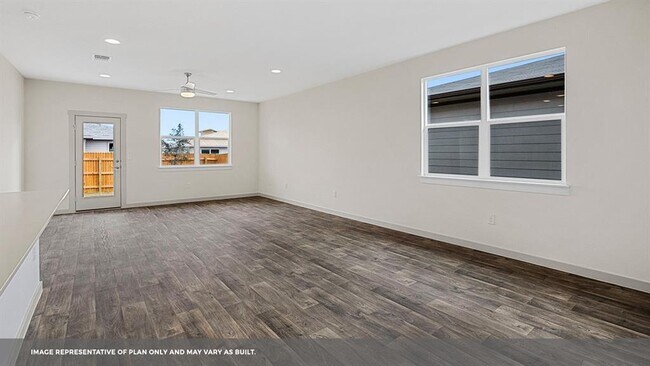 Building Photo - 14105 Cantarra Dr