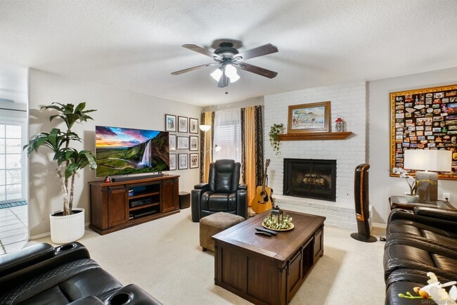 Building Photo - 1286 Waxwing Ln
