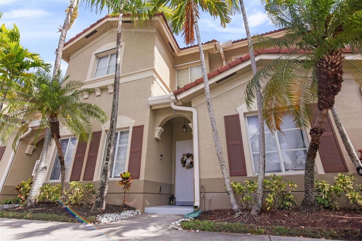 Foto principal - 10800 NW 82nd Terrace
