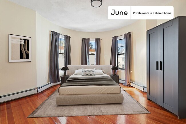 Foto del edificio - Room in Shared 4 bed/1 bath home