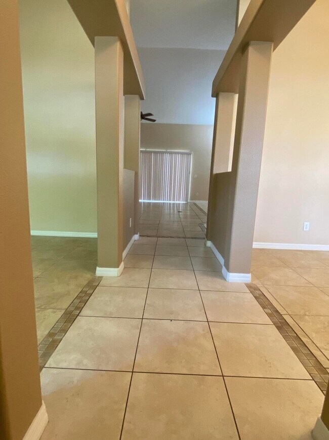 Building Photo - 3335 Soft Breeze Cir