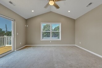 Building Photo - 5904 Wakefield Ave