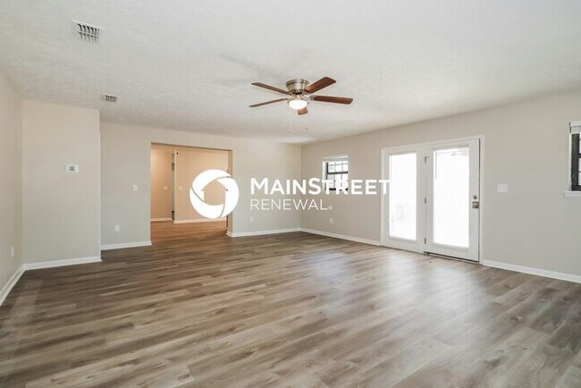 Foto del edificio - 3 Bedroom Pet-Friendly Home in JACKSONVILLE, FL with Main Street Renewal