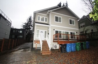 Building Photo - 5731 25th Ave NE