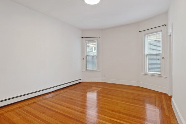 Building Photo - 1 Fayette St