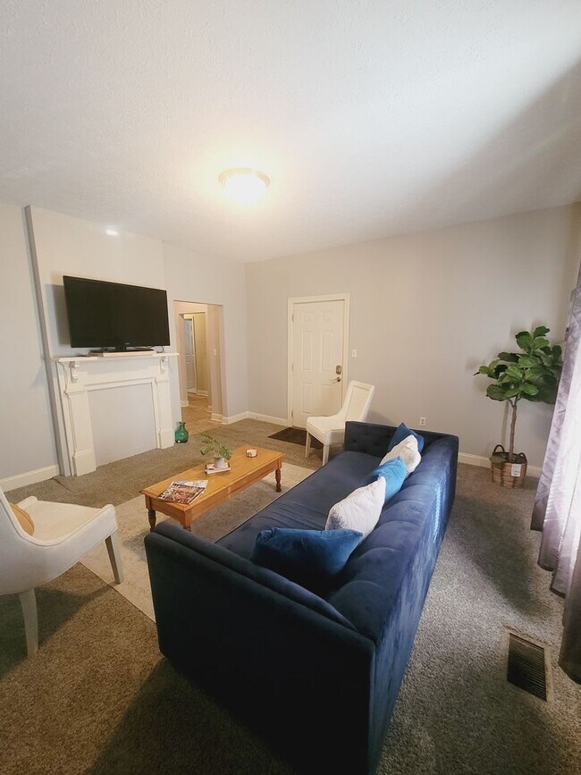 Building Photo - 1000 Taylor St