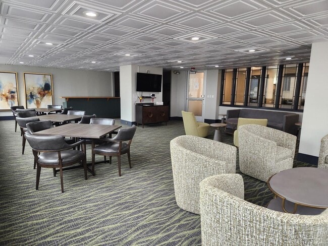 Foto del edificio - 233 E Erie St