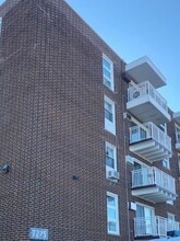 Building Photo - 7225-7229 W Higgins Ave