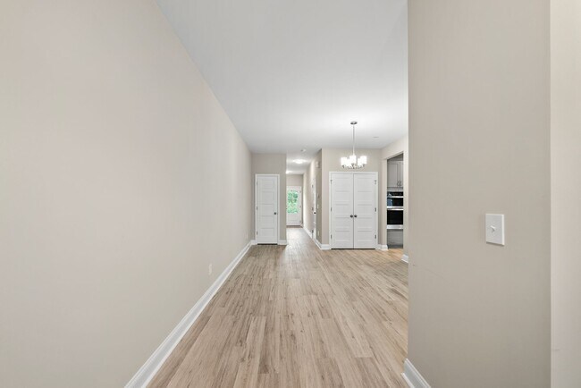 Foto del edificio - 7994 Humie Olive Rd