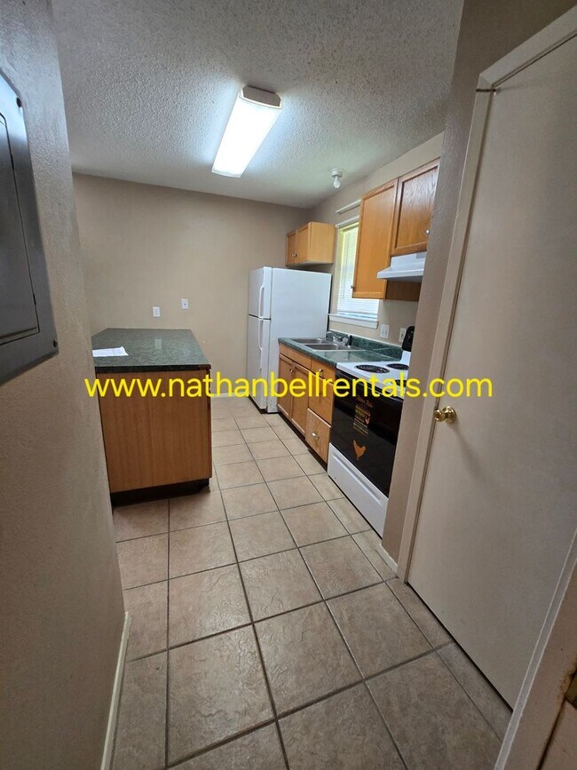Foto del edificio - 736 8th St SE