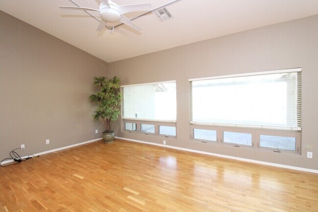 Foto del edificio - 24843 South Ribbonwood Drive