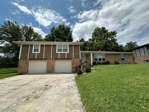 Building Photo - 4753 Bethel St
