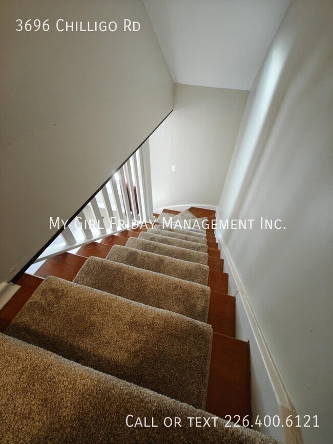 Building Photo - Beautifully Renovated 18 Century Farmhouse!