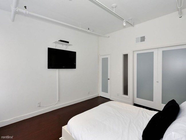 Foto del edificio - 1501 W Horatio St