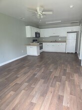 Building Photo - 123 Keyport Ct